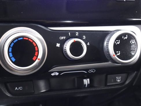 Used 2020 Honda Fit LX image 19