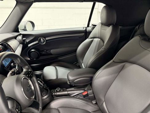 Used 2023 MINI Cooper S image 18