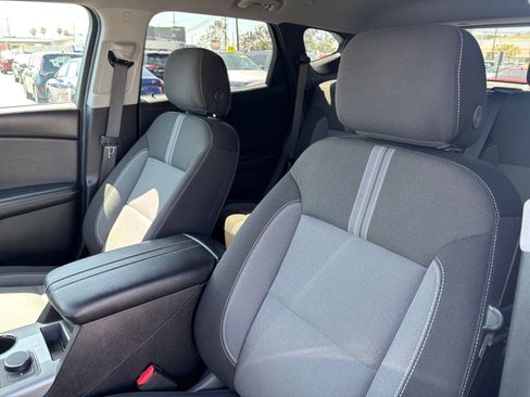 Used 2025 Chevrolet Blazer LT FWD image 28