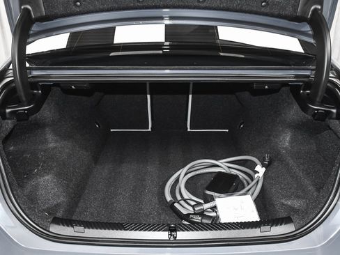 Used 2025 BMW M5 w/ Executive Package image 91