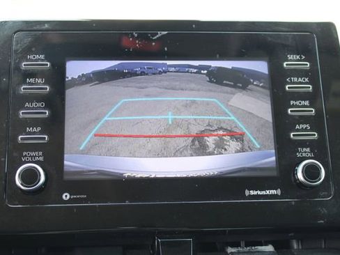 Used 2021 Toyota Camry SE image 23