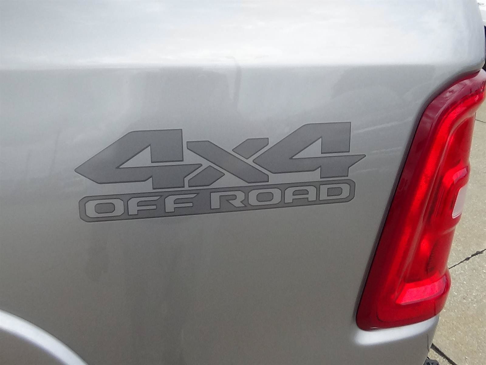 Used 2025 RAM 1500 Big Horn AWD/4WD image 10