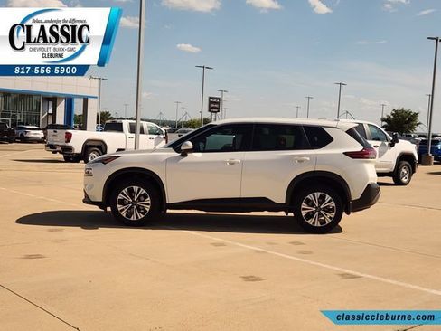 Used 2023 Nissan Rogue SV FWD image 7