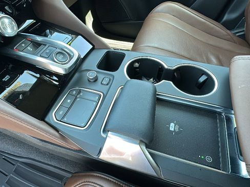 Used 2022 Acura MDX SH-AWD w/ Advance Package image 13