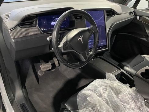 Used 2018 Tesla Model X 75D image 10
