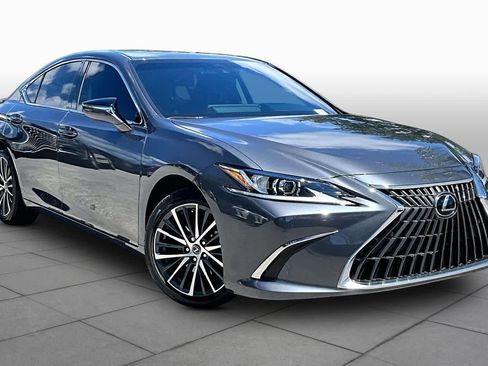 Used 2025 Lexus ES 300h w/ Premium Package FWD image 3