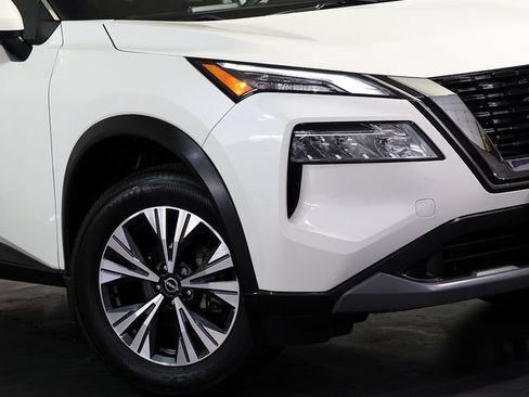 Used 2023 Nissan Rogue SV AWD/4WD image 8