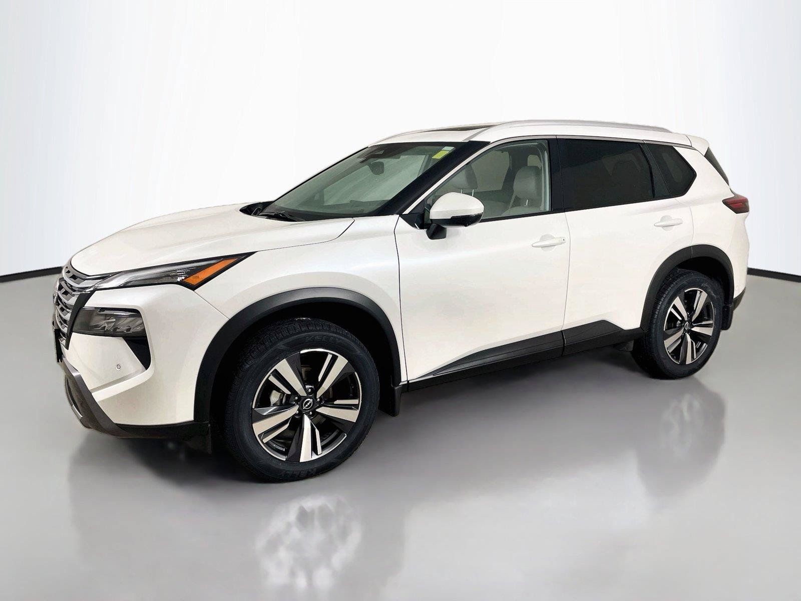 Used 2024 Nissan Rogue SL w/ SL Premium Package AWD/4WD image 8