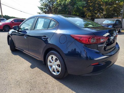 Used 2016 MAZDA MAZDA3 i Sport FWD image 6