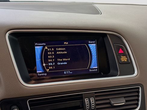 Used 2017 Audi Q5 2.0T Premium image 21