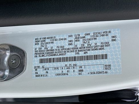 Used 2021 Lincoln Corsair AWD w/ Premium Package image 27