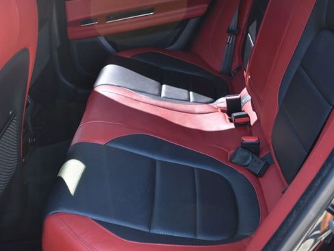 Used 2017 Jaguar XF S image 29