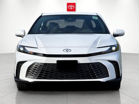 New 2026 Toyota Camry SE w/ Convenience Package FWD image 7