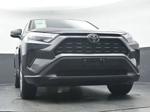 Certified 2023 Toyota RAV4 LE image 39