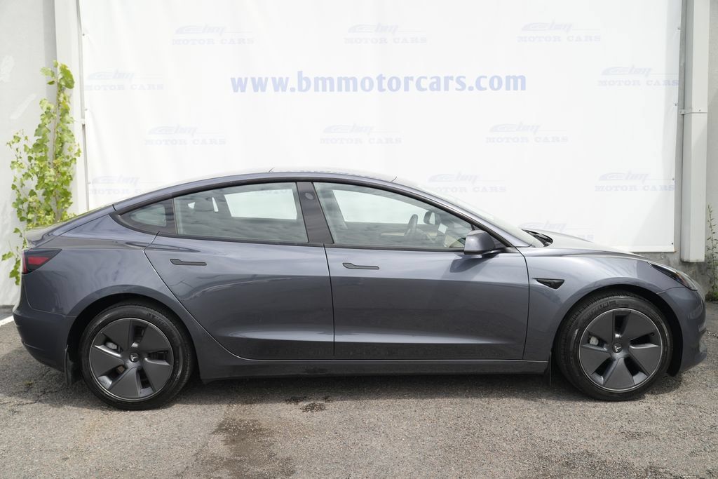 Used 2023 Tesla Model 3 Standard Range RWD image 7