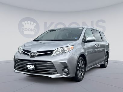 Used 2018 Toyota Sienna XLE Premium