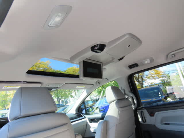 Used 2024 Honda Odyssey Touring image 17