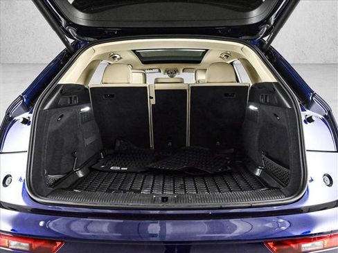 Certified 2022 Audi Q5 2.0T Premium Plus w/ Premium Plus Package image 6