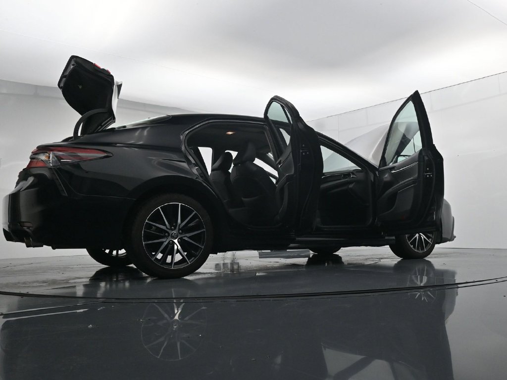 Used 2024 Toyota Camry SE FWD image 47