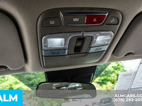 Used 2025 Kia Telluride S FWD image 35