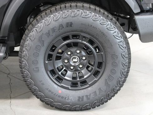 New 2026 Ford Bronco Outer Banks w/ Sasquatch Package AWD/4WD image 17