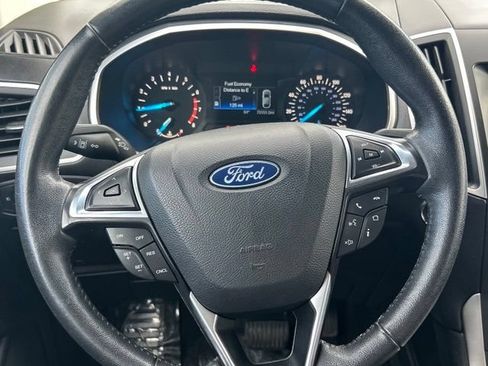 Used 2019 Ford Edge SEL FWD image 21