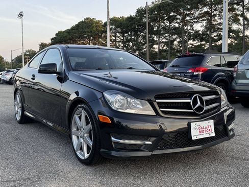 Used 2013 Mercedes-Benz C 250 Coupe image 2
