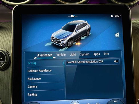 Certified 2025 Mercedes-Benz GLC 300 4MATIC image 33