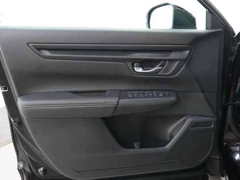 Used 2024 Honda CR-V LX image 19