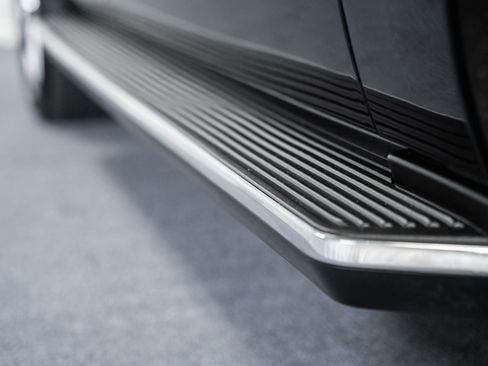 Used 2019 Ford Expedition Max XLT w/ Equipment Group 202A image 15