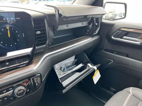 Used 2023 Chevrolet Silverado 1500 LT image 33