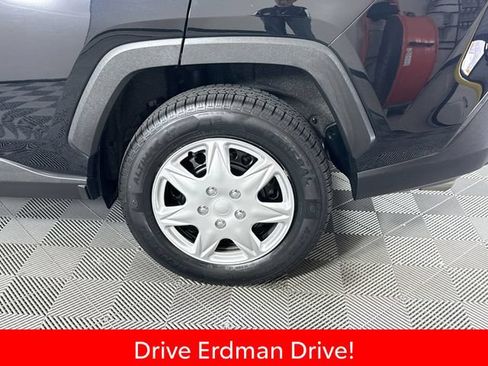 Certified 2024 Toyota RAV4 LE AWD/4WD image 4