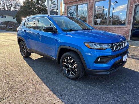 Used 2022 Jeep Compass Latitude w/ Sun and Sound Group image 31