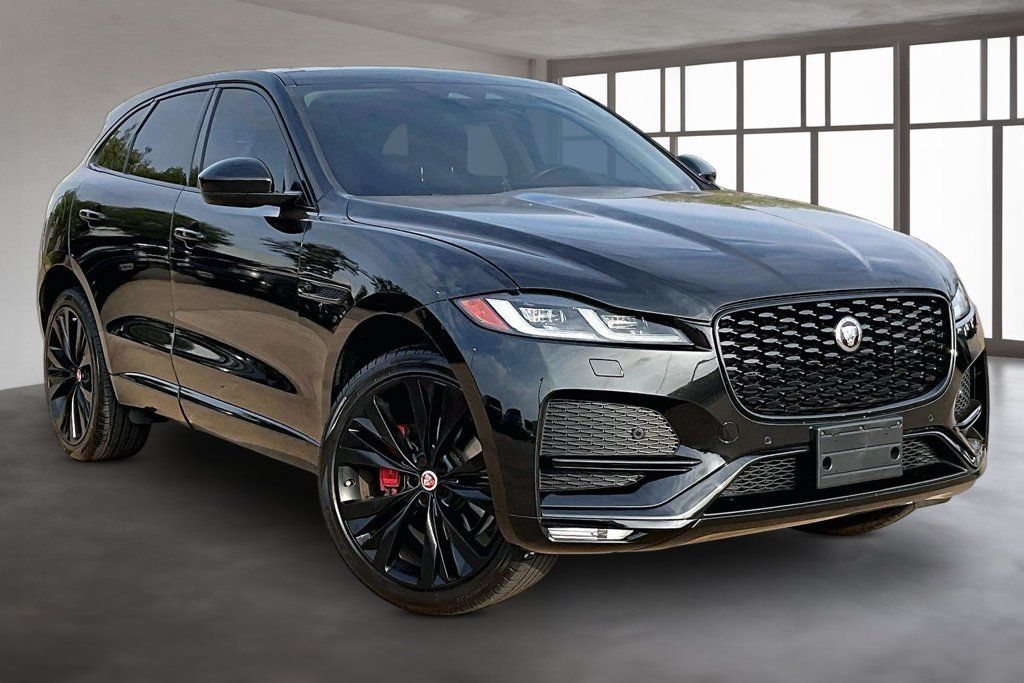 Used 2022 Jaguar F-PACE S AWD/4WD image 11