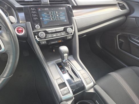Certified 2019 Honda Civic EX image 30