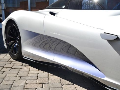 Used 2020 McLaren Speedtail image 29