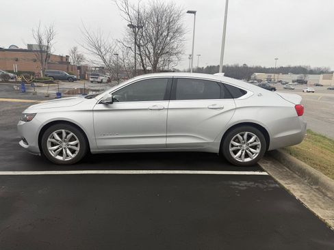 Used 2018 Chevrolet Impala LT image 4