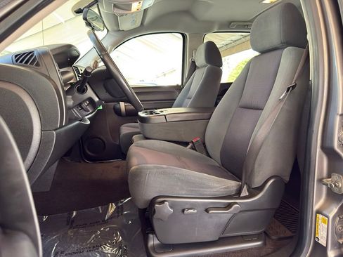 Used 2009 Chevrolet Silverado 1500 LT w/ Regional Value Package RWD image 14