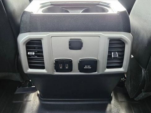 Used 2019 Ford F250 Lariat w/ Lariat Ultimate Package image 17