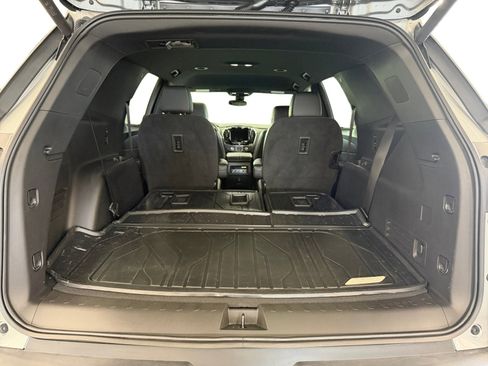 Used 2023 Chevrolet Traverse LT w/ LPO, Floor Liner Package AWD/4WD image 29