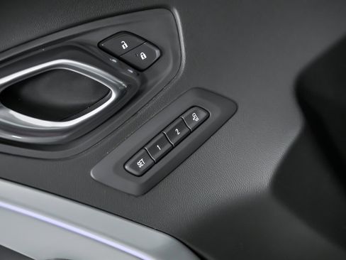 Used 2019 Chevrolet Camaro ZL1 image 19