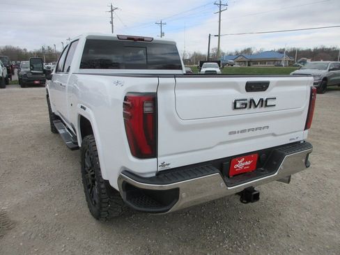 New 2026 GMC Sierra 2500 SLT w/ SLT Premium Package image 11