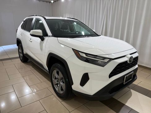 Certified 2025 Toyota RAV4 XLE AWD/4WD image 7