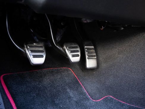 Used 2019 Ford Mustang Shelby GT350R w/ GT350R Equipment Group 920A image 76