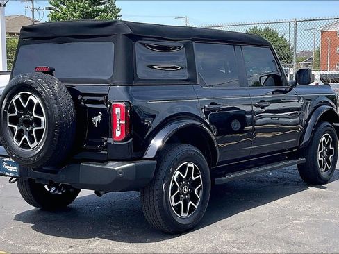 Used 2024 Ford Bronco Outer Banks AWD/4WD image 12