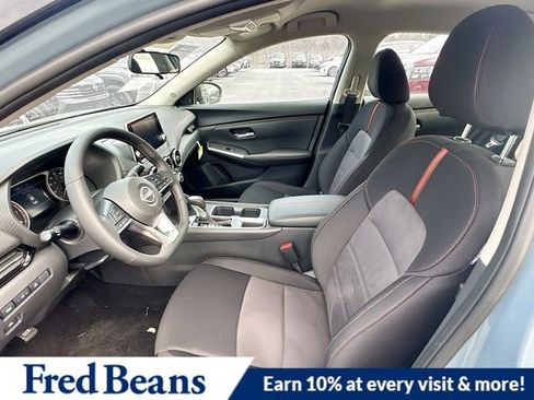 New 2025 Nissan Sentra SR image 9