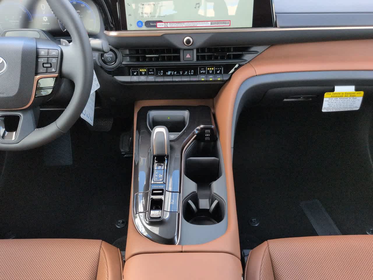 New 2027 Toyota Crown Platinum AWD/4WD image 17
