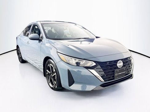 Certified 2025 Nissan Sentra SV image 3