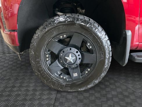 Used 2019 Chevrolet Silverado 1500 RST AWD/4WD image 14