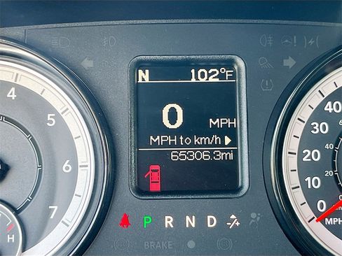 Used 2022 RAM 1500 Classic SLT image 12